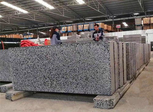前景建筑科技成功生产新产品 装饰条